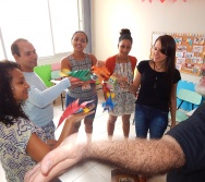 CURSO CONTANDO HISTÓRIAS COLORINDO VIDAS - ASPECTOS TERAPÊUTICOS DA CONT. DE HISTÓRIA -TURMA 3