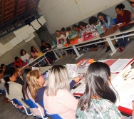 CURSO CONTANDO HISTÓRIAS COLORINDO VIDAS - LINHARES - TURMA 8