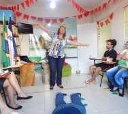 CURSO CONTANDO HISTÓRIAS COLORINDO VIDAS - ASPECTOS TERAPÊUTICOS DA CONT. DE HISTÓRIA -TURMA 5