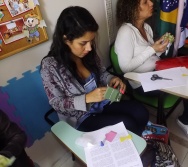 CURSO CONTANDO HISTÓRIAS COLORINDO VIDAS - ASPECTOS TERAPÊUTICOS DA CONTAÇÃO-TURMA 5