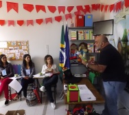 CURSO CONTANDO HISTÓRIAS COLORINDO VIDAS - ASPECTOS TERAPÊUTICOS DA CONTAÇÃO-TURMA 5