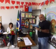 CURSO CONTANDO HISTÓRIAS COLORINDO VIDAS - ASPECTOS TERAPÊUTICOS DA CONTAÇÃO-TURMA 5