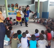 COLORIR - PROJETO CONTANDO HISTÓRIAS COLORINDO VIDAS - UMEI VILA VELHA