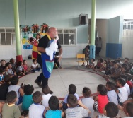 COLORIR - PROJETO CONTANDO HISTÓRIAS COLORINDO VIDAS - UMEI VILA VELHA