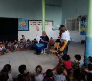 COLORIR - PROJETO CONTANDO HISTÓRIAS COLORINDO VIDAS - UMEI VILA VELHA