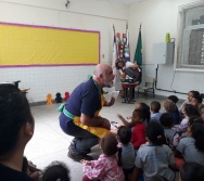 CONTAÇÃO DE HISTÓRIA NA UMEI MARIA DA GLÓRIA RAUTA - VILA VELHA