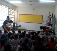 CONTAÇÃO DE HISTÓRIA NA UMEI MARIA DA GLÓRIA RAUTA - VILA VELHA