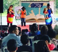 PARTICIPAÇÃO DO COLORIR NA FEIRA LITERÁRIA DO ES - PARE OLHE E ESCUTE!