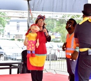 PARTICIPAÇÃO DO COLORIR NA FEIRA LITERÁRIA DO ES - PARE OLHE E ESCUTE!