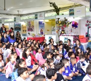 PARTICIPAÇÃO DO COLORIR NA FEIRA LITERÁRIA DO ES - PARE OLHE E ESCUTE!
