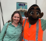 PARTICIPAÇÃO DO COLORIR NA FEIRA LITERÁRIA DO ES - PARE OLHE E ESCUTE!