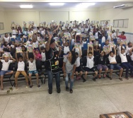 COLORIR - CONTAÇÃO DE HISTÓRIA NA ESCOLA JORGE AMADO - NOVA CARAPINA II