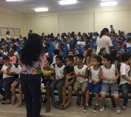 COLORIR - CONTAÇÃO DE HISTÓRIA NA ESCOLA JORGE AMADO - NOVA CARAPINA II