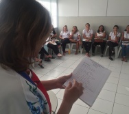 O resgate da ludicidade através das histórias - Universidade Infantil.