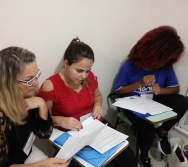 CURSO CONTANDO HISTÓRIAS COLORINDO VIDAS 
