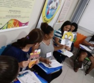 CURSO CONTANDO HISTÓRIAS COLORINDO VIDAS 