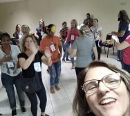 PARTICIPAÇÃO NO PROJETO CONTANDO HISTÓRIAS - OFICINAS (BALNEÁRIO DE CAMBORIU)