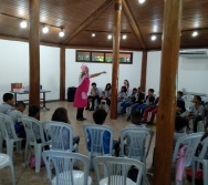 OFICINA DE CONTAÇÃO DE HISTÓRIA - PROJETO VALE ENCANTAR - ANA BERNARDES - VILA VELHA