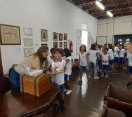 RITA SANTOS E EUGÊNIO FERNANDES LANÇAM O LIVRO SOMOS TODOS COLORIDOS