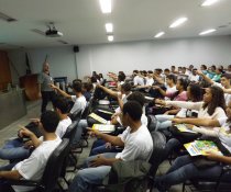 PALESTRA INTERATIVA NO SENAC - VILA VELHA COM ADOLESCENTES APRENDIZES - VESPERTINO
