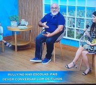 REPORTAGEM TV VITÓRIA - COMO LIDAR COM O BULLYING NA VOLTA ÀS AULAS