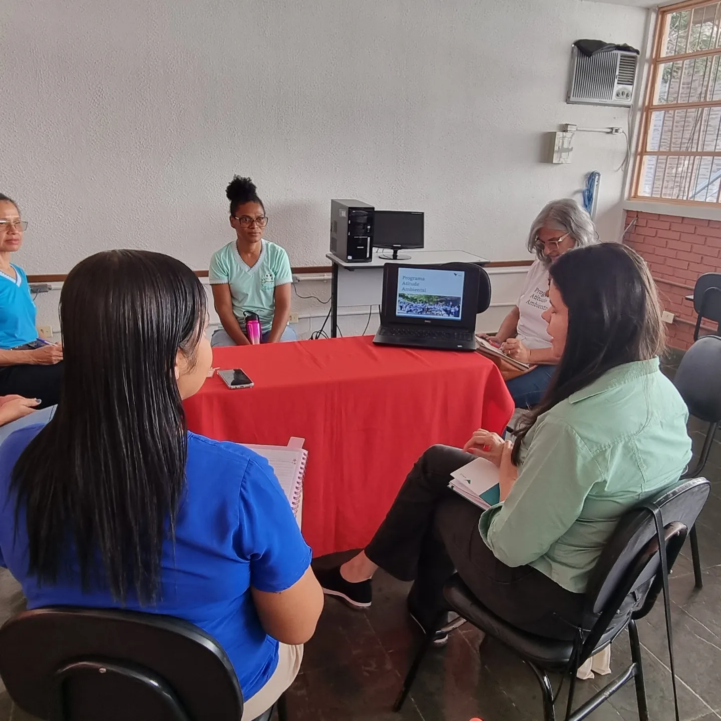 PROGRAMA ATITUDE AMBIENTAL - SÉRIES INICIAIS EM AÇÃO MINAS GERAIS E INTERIOR DO ES - APRESENTAÇÃO