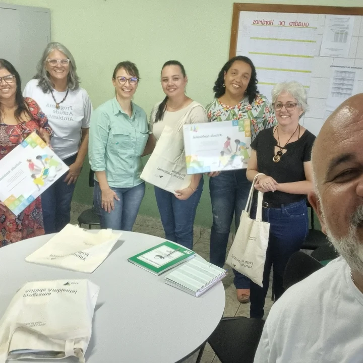 PROGRAMA ATITUDE AMBIENTAL - SÉRIES INICIAIS EM AÇÃO MINAS GERAIS E INTERIOR DO ES - APRESENTAÇÃO