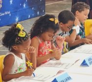 COLORIR SUSTENTÁVEL  FECHAMENTO COM MAIS DE 130 NOVOS ESCRITORES - PEQUENOS ESCRITORES