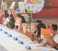 COLORIR SUSTENTÁVEL  FECHAMENTO COM MAIS DE 130 NOVOS ESCRITORES - PEQUENOS ESCRITORES