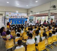 MAIS DE 400 CRIANÇAS FORAM CONTEMPLADAS COM LIVROS DOS CLÁSSICOS DA LITERATURA