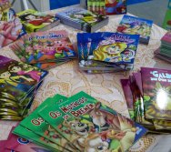 MAIS DE 400 CRIANÇAS FORAM CONTEMPLADAS COM LIVROS DOS CLÁSSICOS DA LITERATURA