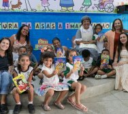 MAIS DE 400 CRIANÇAS FORAM CONTEMPLADAS COM LIVROS DOS CLÁSSICOS DA LITERATURA