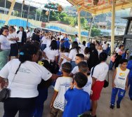 PAA - PASSEATA AMBIENTAL NA COMUNIDADE DE NAQUE - ESCOLA PEDRO FERNANDES