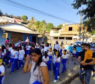 PAA - PASSEATA AMBIENTAL NA COMUNIDADE DE NAQUE - ESCOLA PEDRO FERNANDES