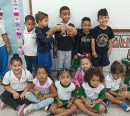 MASCOTE PROJETO COLORIR SUSTENTÁVEL PREMIADO - PARCERIA COM A EMPRESA ELKEM