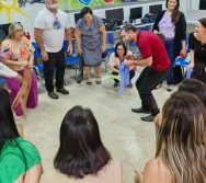 PROJETO APOIE - SEDU/CARIACICA - ES - COLORIR TRABALHANDO AS DIFERENÇAS COM PSICÓLOGOS E ASSISTENTES SOCIAIS