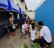 DIA DE PLANTAR RABANETES COM O CMEI REGIONAL SILVESTRE - PEQUENOS HORTICULTORES NO PROJETO COLORIR SUSTENTÁVEL