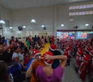 CHEGADA DE PAPAI NOEL - CMEI VERA CALMON