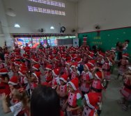 CHEGADA DE PAPAI NOEL - CMEI VERA CALMON