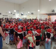 CHEGADA DE PAPAI NOEL - CMEI VERA CALMON