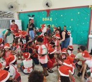 CHEGADA DE PAPAI NOEL - CMEI VERA CALMON