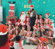 CHEGADA DE PAPAI NOEL - CMEI VERA CALMON