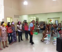 ESCOLA DE PAIS - MINHA CASA TAMBÉM É COLORIDA - CMEI CORA CORALINA