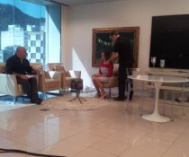 ESPECIALISTAS DA EDUCAÇÃO FALAM SOBRE A VIOLÊNCIA NA ESCOLA NO PROGRAMA FALA ES - TV VITÓRIA - RECORD