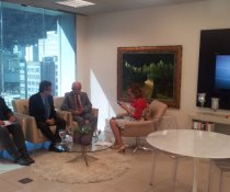 ESPECIALISTAS DA EDUCAÇÃO FALAM SOBRE A VIOLÊNCIA NA ESCOLA NO PROGRAMA FALA ES - TV VITÓRIA - RECORD