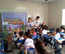 SENSIBILIZAÇÃO AOS ALUNOS DOS 5º E 6º ANOS PARA IMPLANTAÇÃO DO COLORIR SUSTENTÁVEL - CARIACICA