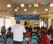 ESCOLA DE PAIS - MINHA CASA TAMBÉM É COLORIDA - CORA CORALINA - VESPERTINO