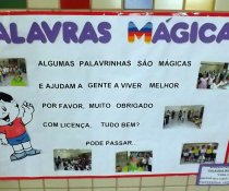 ENCONTRO COM O COLORIR NO CMEI CORA CORALINA - SERRA