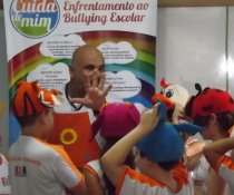 PROJETO CUIDA DE MIM - ENFRENTAMENTO AO BULLYING ESCOLAR - ESCOLA SÃO BERNARDO - JD CAMBURI - VITÓRIA - ES