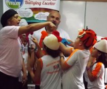 PROJETO CUIDA DE MIM - ENFRENTAMENTO AO BULLYING ESCOLAR - ESCOLA SÃO BERNARDO - JD CAMBURI - VITÓRIA - ES